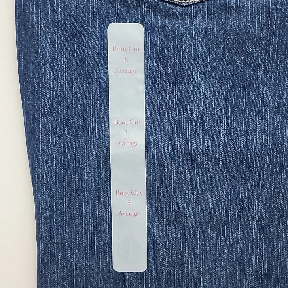 Christopher  & Banks Women's Modern Fit Boot Cut Blue Denim Jeans Size 8 - Picture 10 of 14